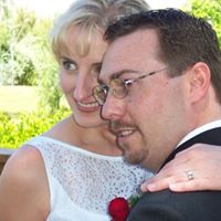 Julie Bronson Photo 19