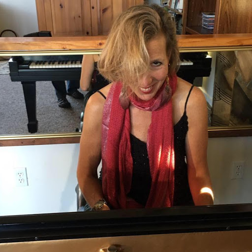 Lisa Spector Photo 18