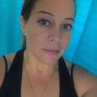 Nicole Crow Photo 33