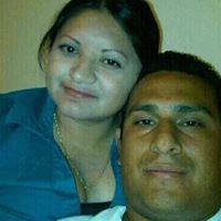 Elizabeth Camacho Photo 41