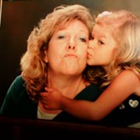 Marie Richards Photo 15