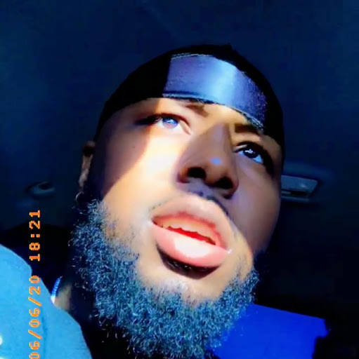 Darius Porter Photo 13