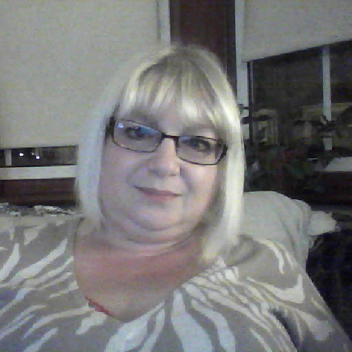 Debbie Wells Photo 10