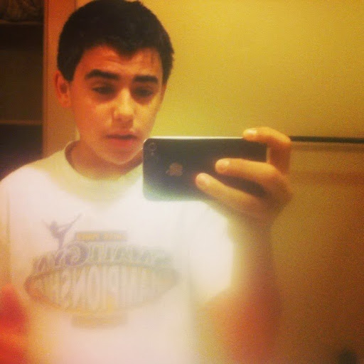 Timothy Noble Photo 15