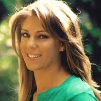 Alexandra Robbins Photo 16