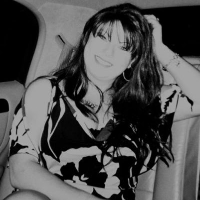 Theresa Kerr Photo 23