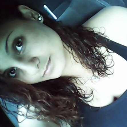 Alana Cruz Photo 14