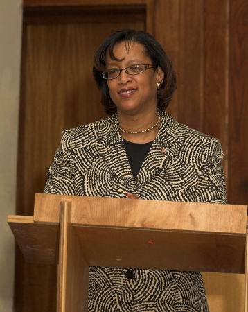 Kathryn Tyler Photo 5