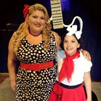 Elizabeth Escobar Photo 25