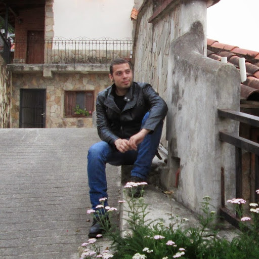 Miguel Carrero Photo 17