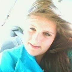 Leah Lowe Photo 27