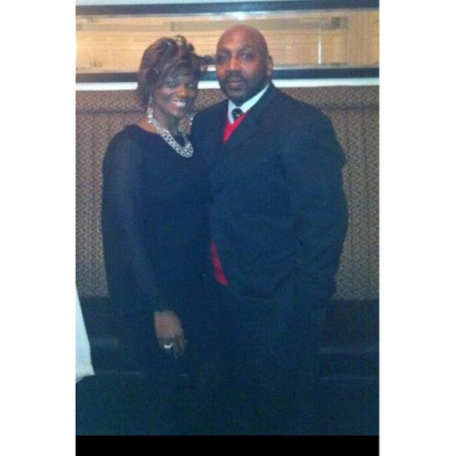 Timothy Yates Photo 16