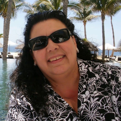 Debra Flores Photo 24