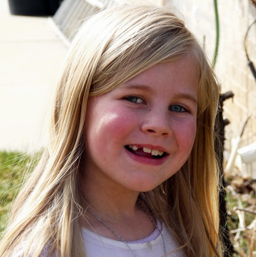 Elizabeth Southern Photo 4