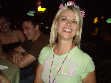 Julie Harrison Photo 18