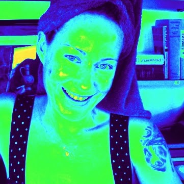 Holly Mcalister Photo 8