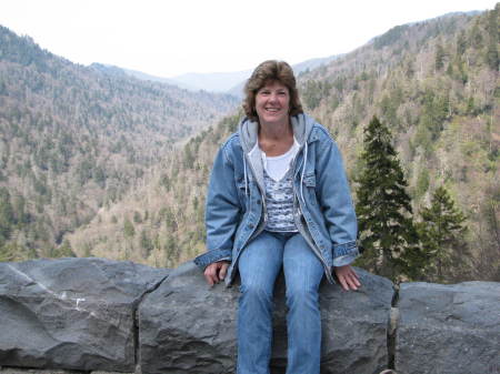 Debra Thompson Photo 9