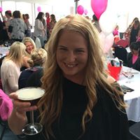 Kelly Jacobson Photo 15