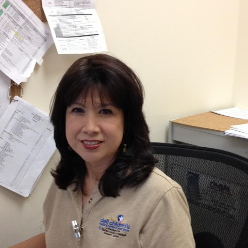 Sylvia Martinez Photo 14