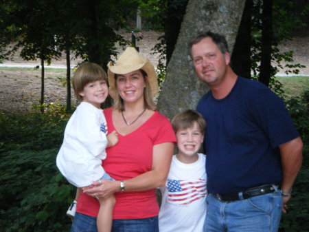 Angela Montgomery Photo 8