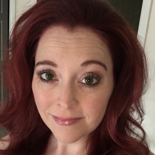 Jennifer Wyatt Photo 12