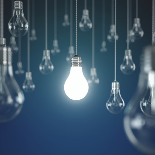 Aimee Groves Photo 13