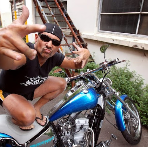 Christopher Hodges Photo 33