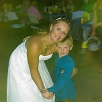 Stephanie Laws Photo 10