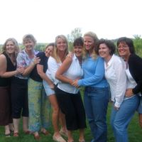 Annie Hudson Photo 19