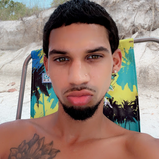Marcos Colon Photo 23