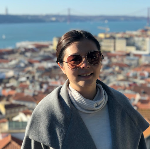 Julie Liang Photo 10