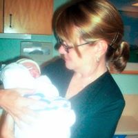 Michele Parker Photo 38