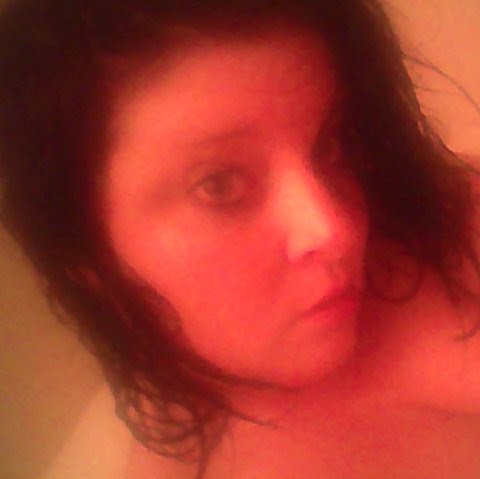 Angela Thacker Photo 13