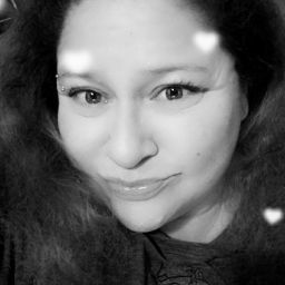 Kendra Hayes Photo 4
