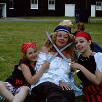 Tracey Cavender Photo 2