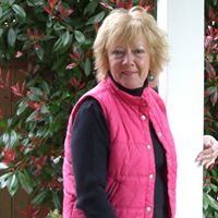 Sandra Metcalfe Photo 10