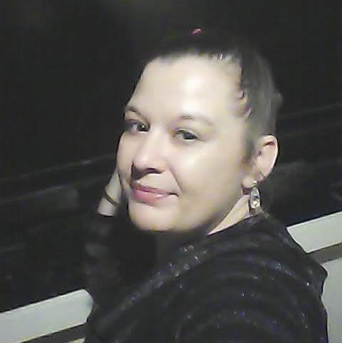 Shannon Sinclair Photo 26