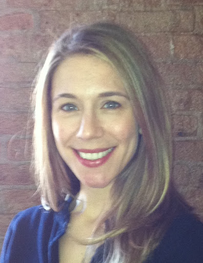 Jennifer Downing Photo 15