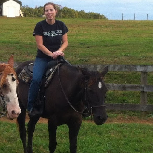 Jennifer Hare Photo 34