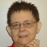 Martha Reynolds Photo 4