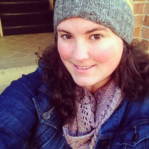 Amanda Carlson Photo 16