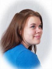 Danielle Mullins Photo 21