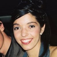 Ursula Fernandes Photo 8