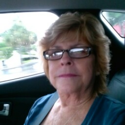 Linda Hubbard Photo 43