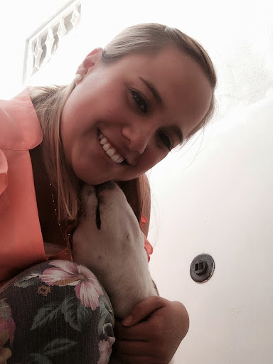 Julia Cavazos Photo 13