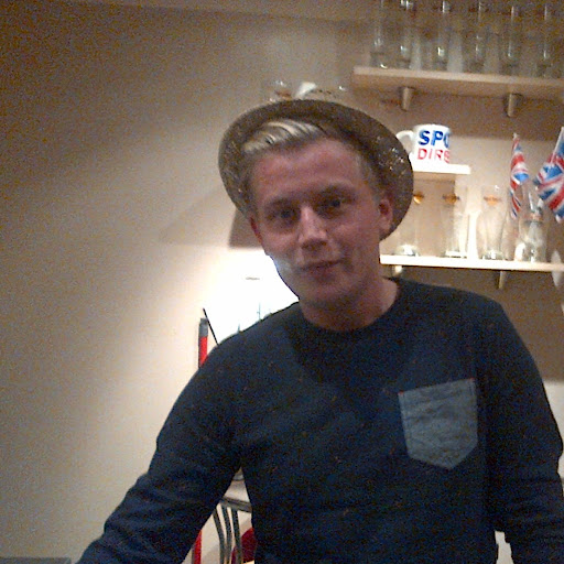 Thomas Brock Photo 39