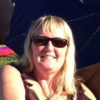 Karla Robertson Photo 18