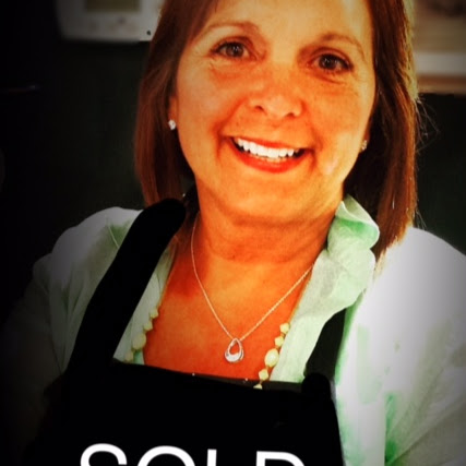 Renee Boyle Photo 33