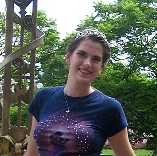 Lauren Walton Photo 13