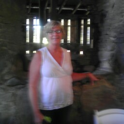 Kathy Clarke Photo 24